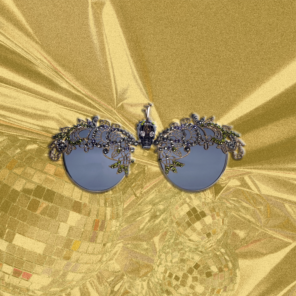 The ZILANT Embellished Sunglasses